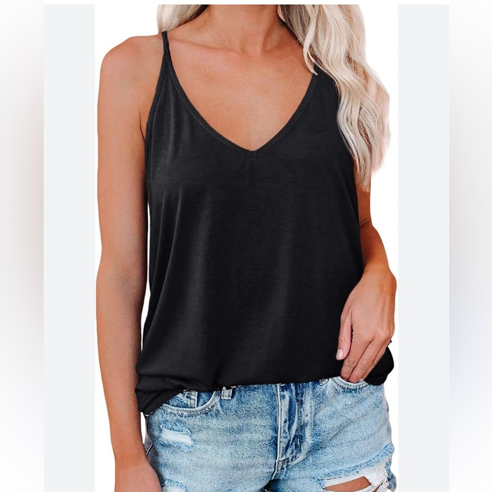 NWT Ranphee Classic Black V-Neck Tank Top